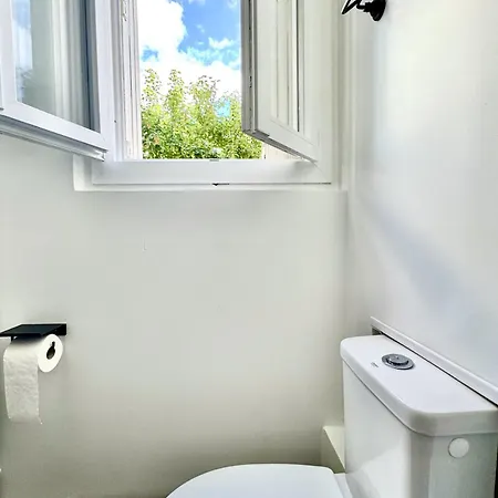 Apartment Urban Oasis *